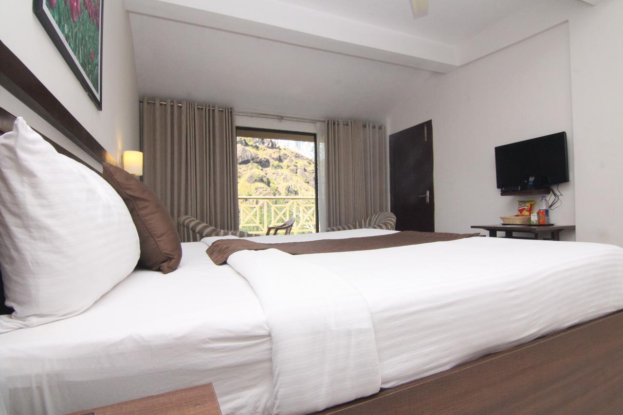 Abad Copper Castle Resort Munnar Esterno foto
